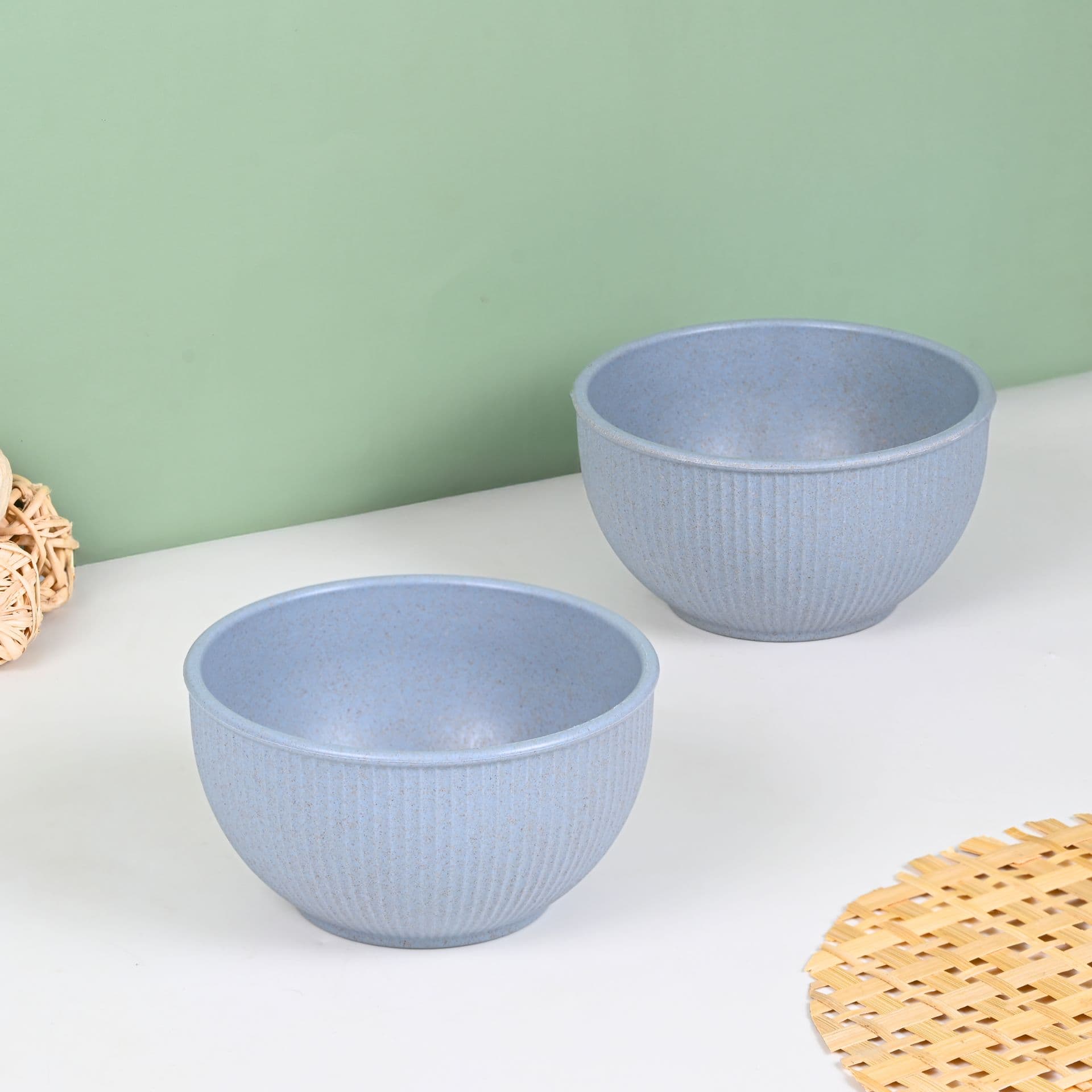 earth friendly statement bowls for food 550 ml set of 2 salad bowl made with rice husk biocomposite microwave safe bowl set for hot cold serving - Thulira sustainable product