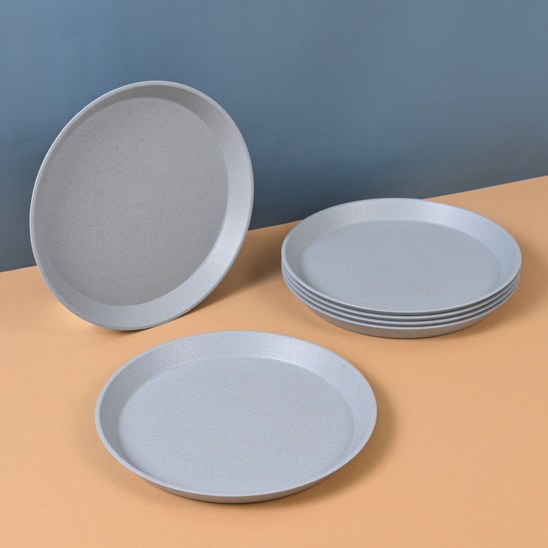 kids plate for picnics made with bamboo fiber - Thulira sustainable product