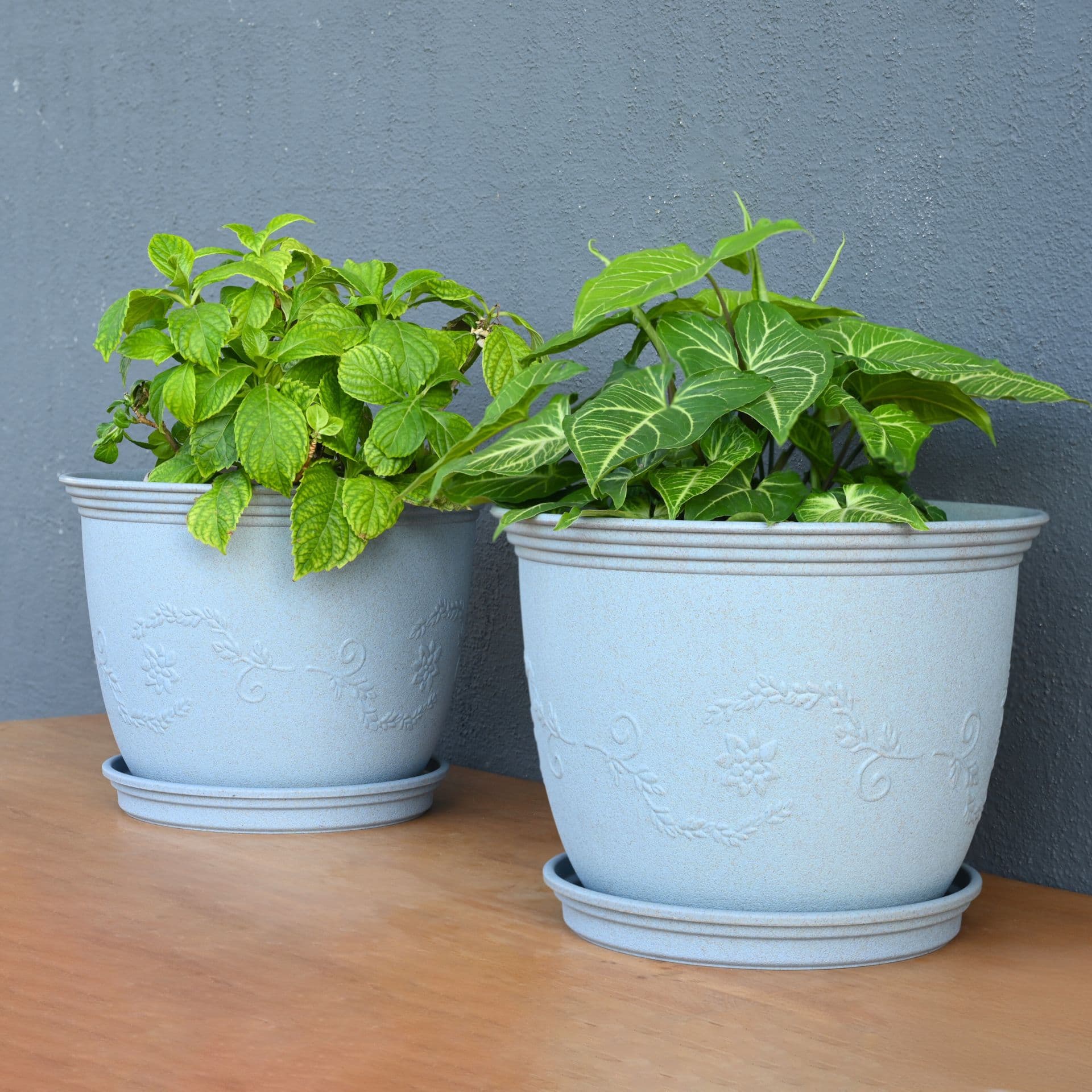 earth friendly planters leafy 12 inch set of 2 bamboo based pots and planters with tray uv protected eco friendly planters for indoor outdoor home decor balcony garden - Thulira sustainable product