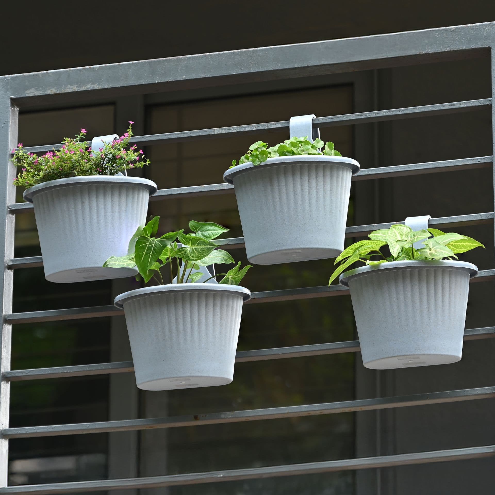 ecosling 10 inch hanging flower planters from rice husk - Thulira sustainable product