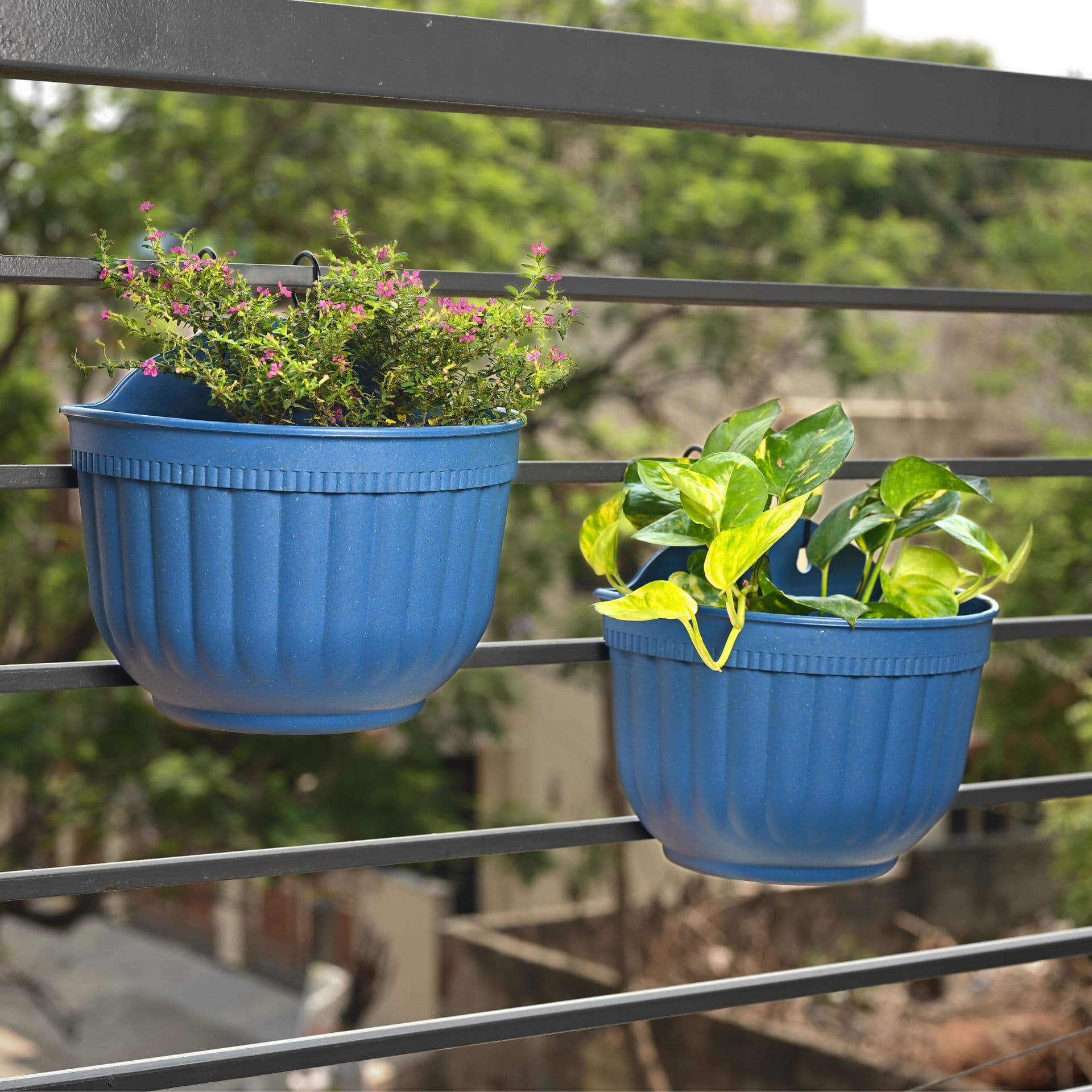 eha earth friendly metal sling 10 inch set of 2 self watering hanging planters for balcony hanging pots for plants bamboo based and uv resistant gamla for plants - Thulira sustainable product